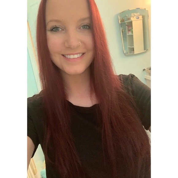 Meet your Posher, Ariel - Picture 1 of 1
